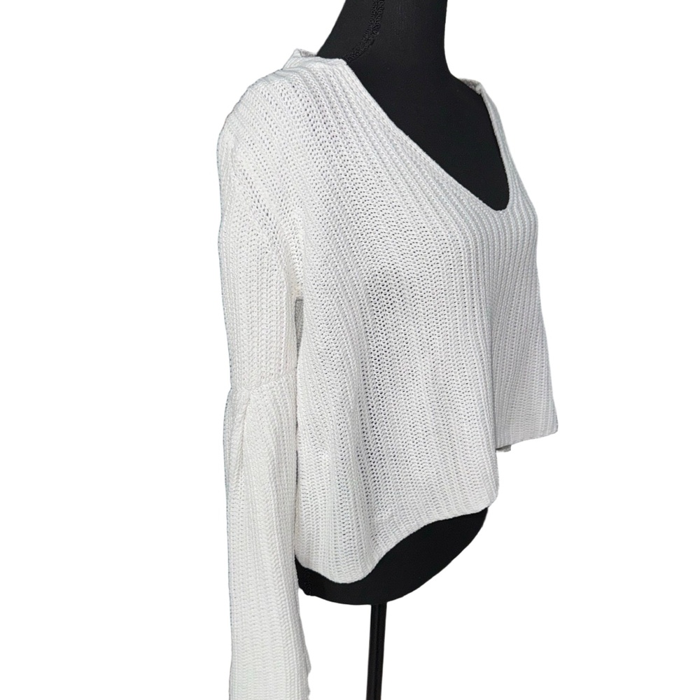 Free People Damsell Bell Sleeve Chunky Knit Cropped Sweater-Size Small - Picture 4 of 10